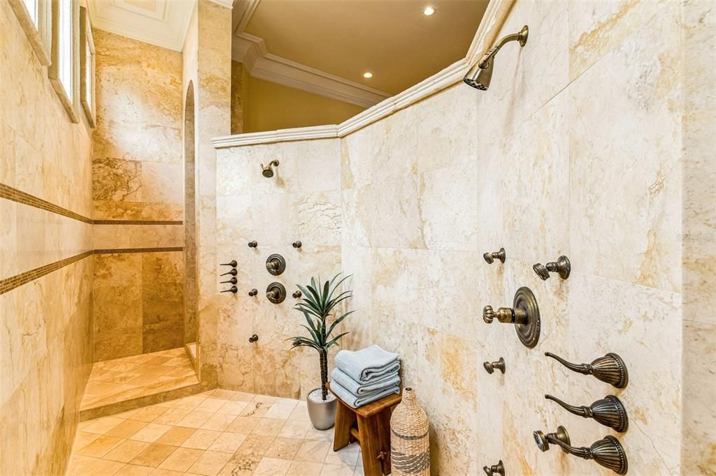En Venta: $5,250,000 (6 camas, 7 baños, 11049 Pies cuadrados)