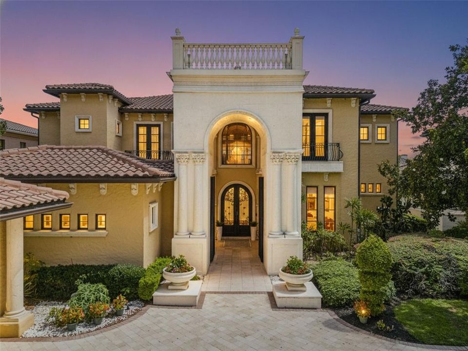 En Venta: $5,250,000 (6 camas, 7 baños, 11049 Pies cuadrados)