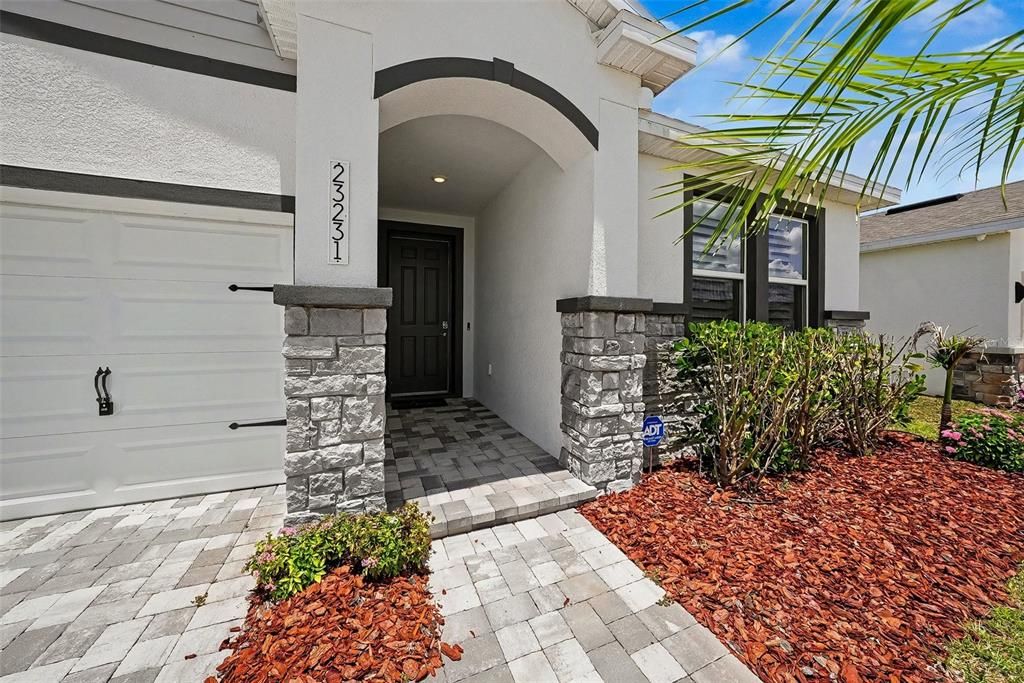 For Sale: $715,000 (4 beds, 3 baths, 2838 Square Feet)