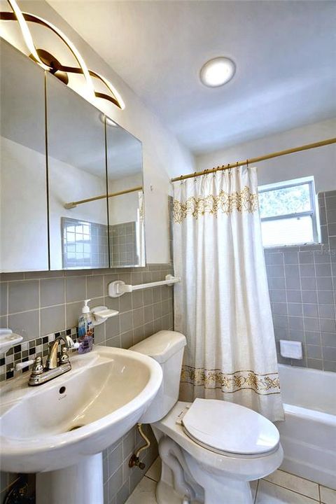 Activo con contrato: $229,900 (1 camas, 1 baños, 582 Pies cuadrados)