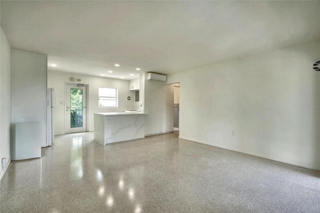 Activo con contrato: $229,900 (1 camas, 1 baños, 582 Pies cuadrados)