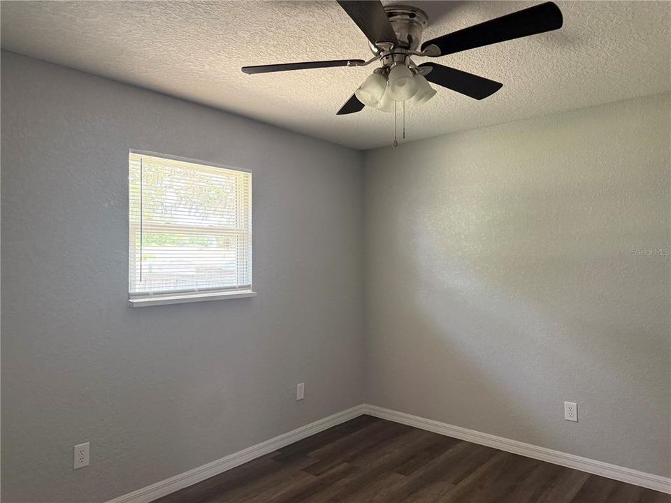 For Rent: $2,100 (3 beds, 2 baths, 1320 Square Feet)