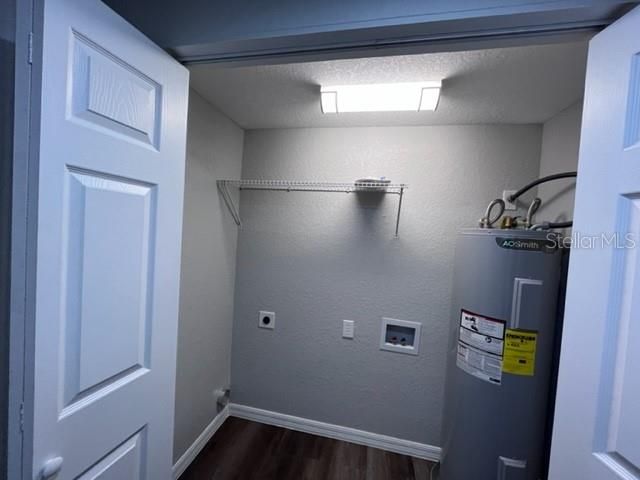 For Rent: $2,100 (3 beds, 2 baths, 1320 Square Feet)