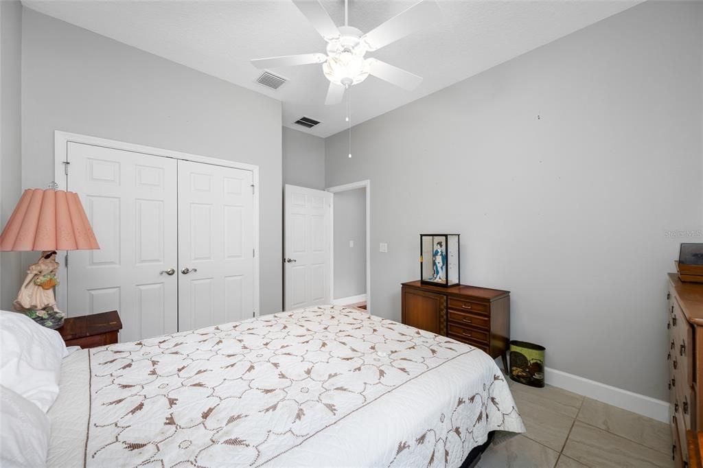 For Sale: $385,000 (2 beds, 2 baths, 1781 Square Feet)