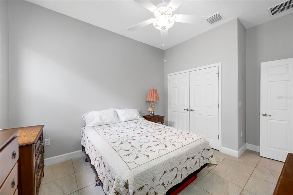 For Sale: $385,000 (2 beds, 2 baths, 1781 Square Feet)