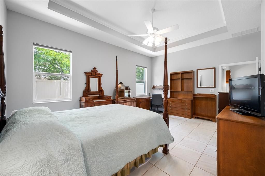 For Sale: $385,000 (2 beds, 2 baths, 1781 Square Feet)