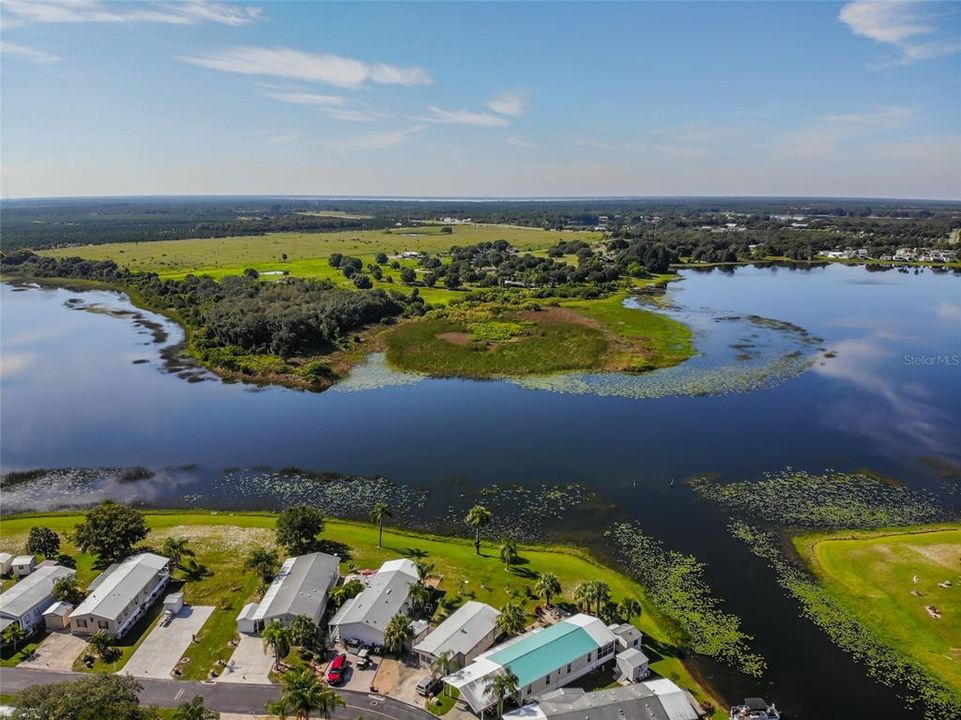 На продажу: $55,000 (0.09 acres)