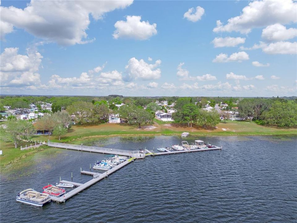 На продажу: $55,000 (0.09 acres)
