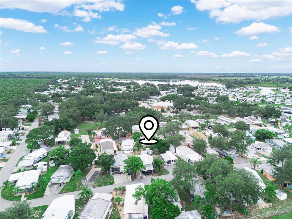 На продажу: $55,000 (0.09 acres)