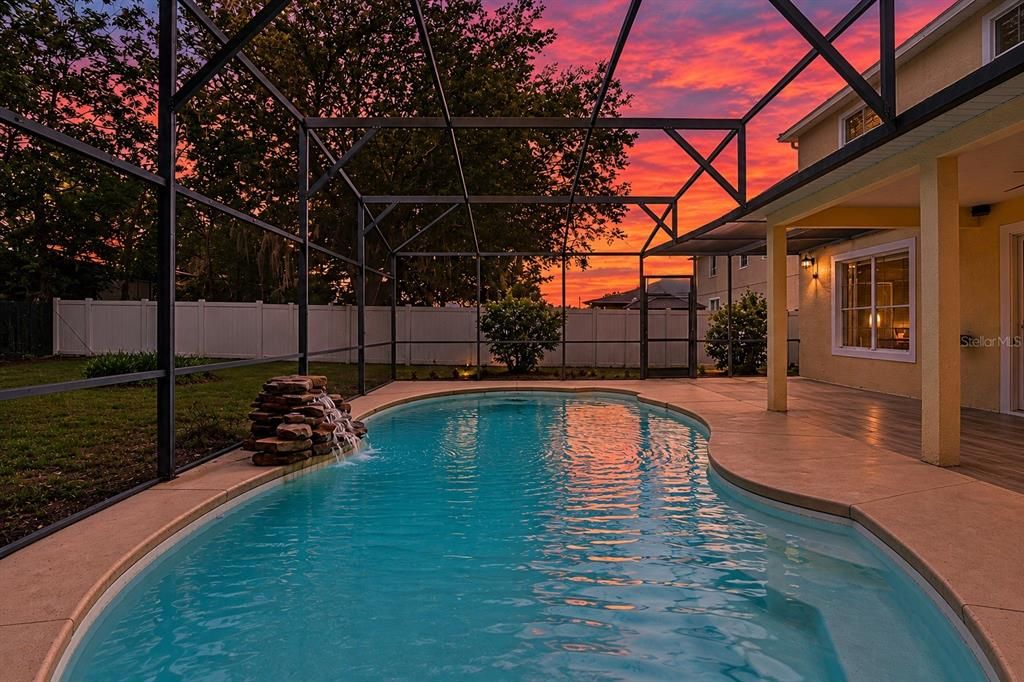 For Sale: $450,000 (4 beds, 3 baths, 2862 Square Feet)