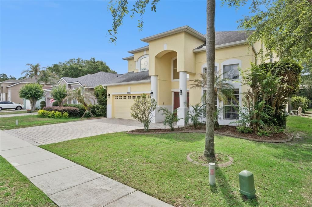 For Sale: $450,000 (4 beds, 3 baths, 2862 Square Feet)