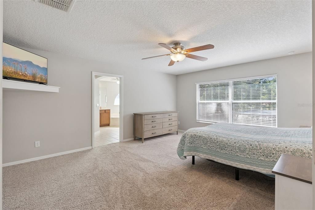 For Sale: $450,000 (4 beds, 3 baths, 2862 Square Feet)