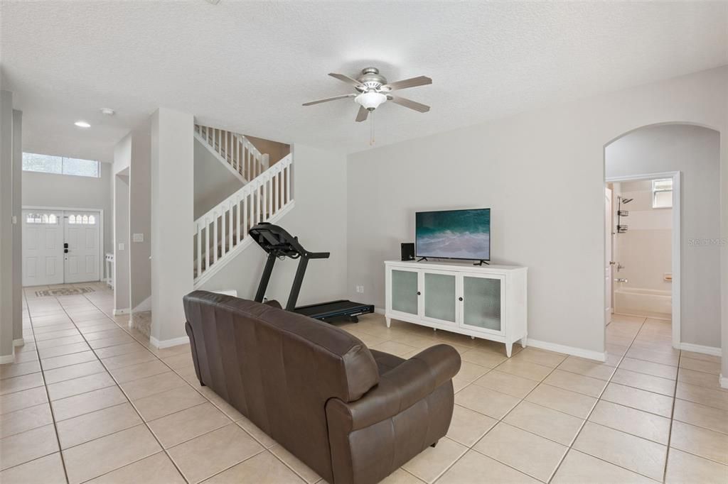 For Sale: $450,000 (4 beds, 3 baths, 2862 Square Feet)