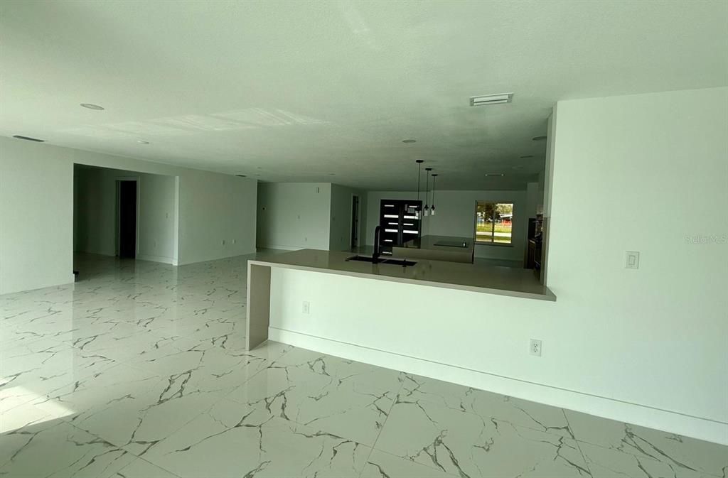 For Rent: $4,000 (4 beds, 3 baths, 2549 Square Feet)