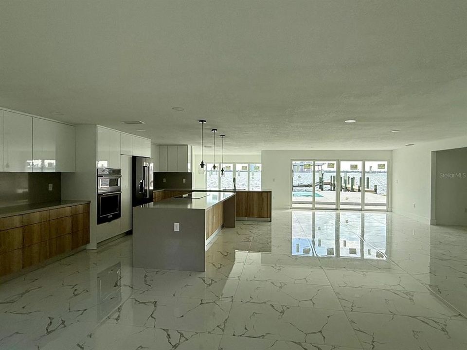 For Rent: $4,000 (4 beds, 3 baths, 2549 Square Feet)