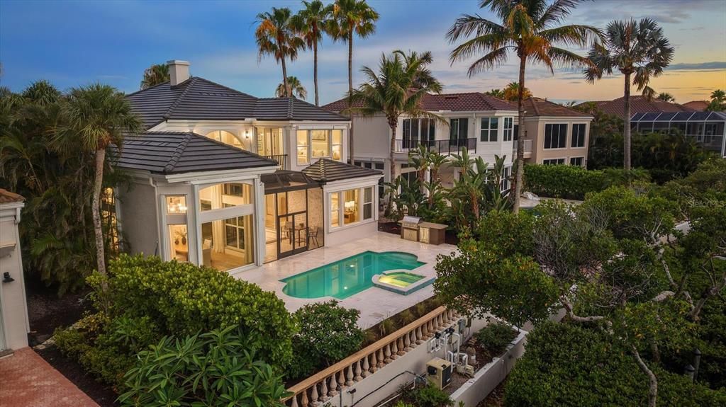 For Sale: $4,999,000 (5 beds, 3 baths, 3842 Square Feet)