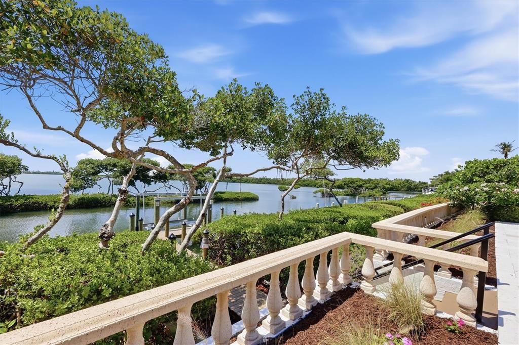 For Sale: $4,999,000 (5 beds, 3 baths, 3842 Square Feet)