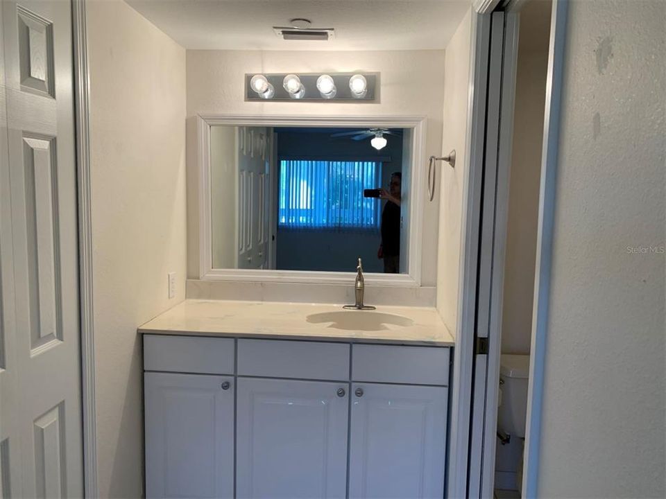 For Rent: $1,600 (2 beds, 2 baths, 1077 Square Feet)