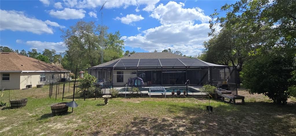 For Sale: $344,900 (3 beds, 2 baths, 2033 Square Feet)