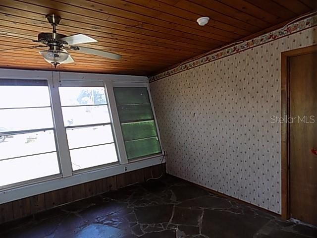 For Sale: $295,000 (3 beds, 2 baths, 1528 Square Feet)