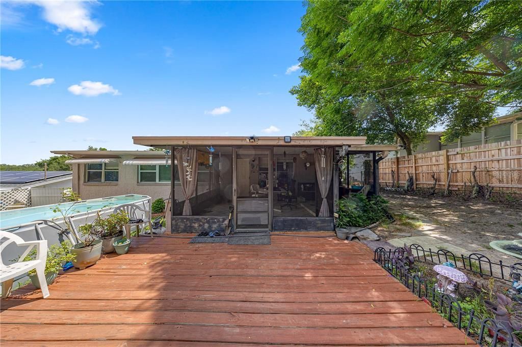 For Sale: $205,000 (3 beds, 2 baths, 1388 Square Feet)