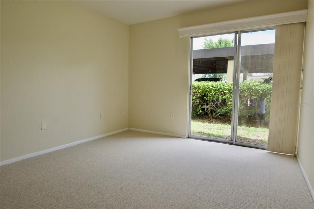 For Sale: $185,000 (2 beds, 2 baths, 1180 Square Feet)