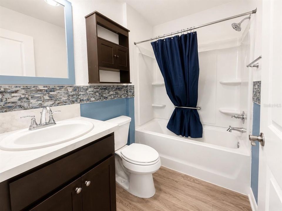 Active With Contract: $2,500 (3 beds, 2 baths, 1392 Square Feet)
