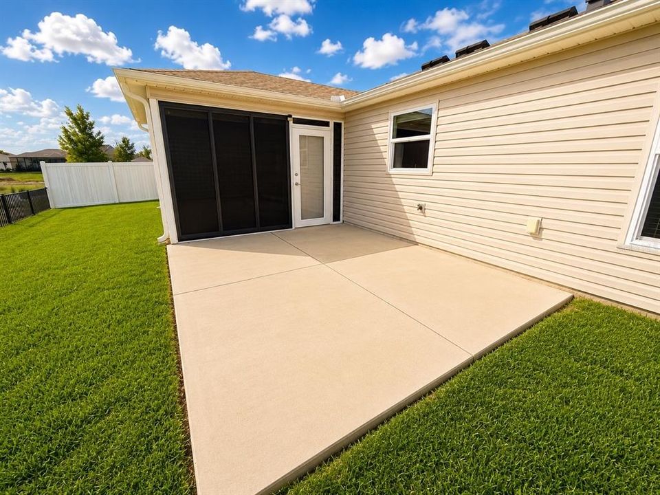 Active With Contract: $2,500 (3 beds, 2 baths, 1392 Square Feet)