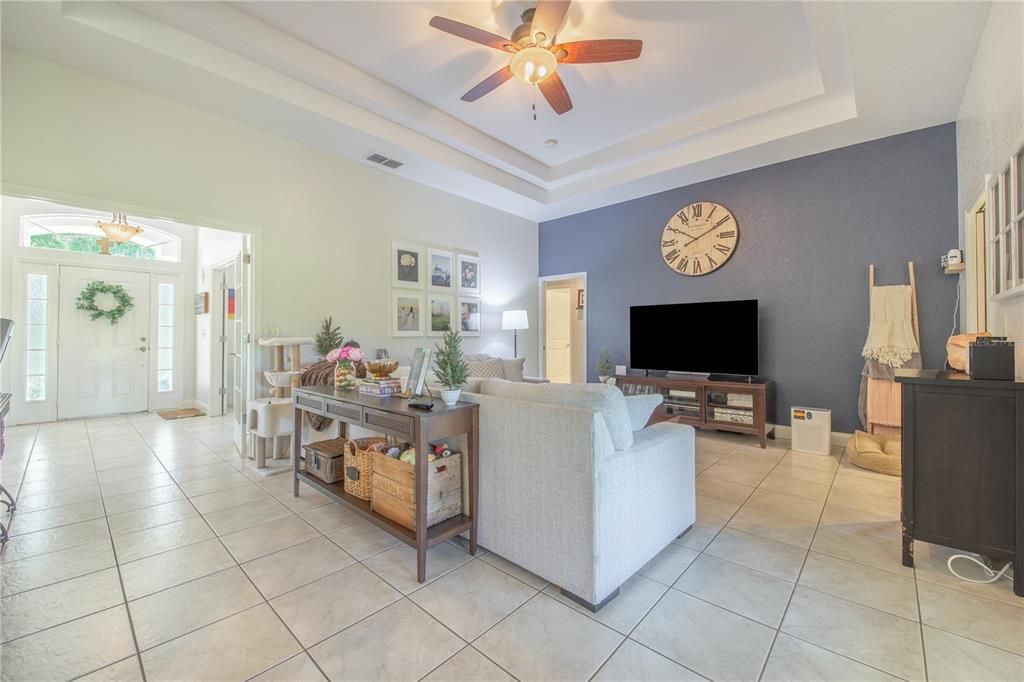 For Sale: $850,000 (5 beds, 3 baths, 2336 Square Feet)
