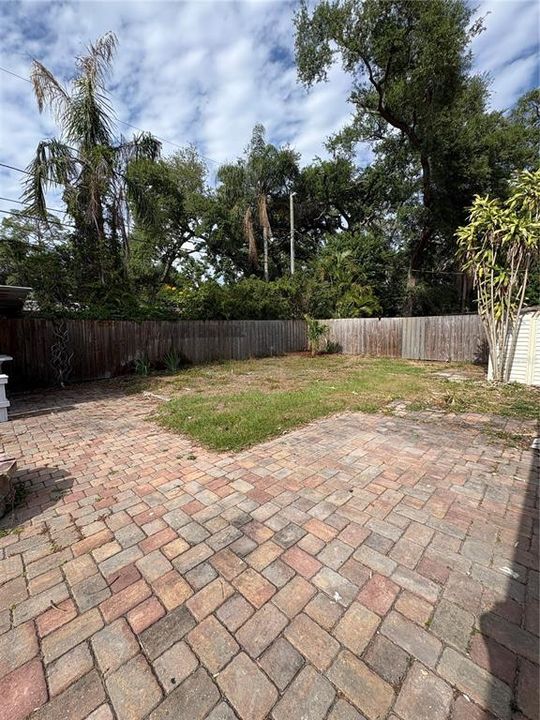 For Sale: $419,000 (3 beds, 1 baths, 1448 Square Feet)