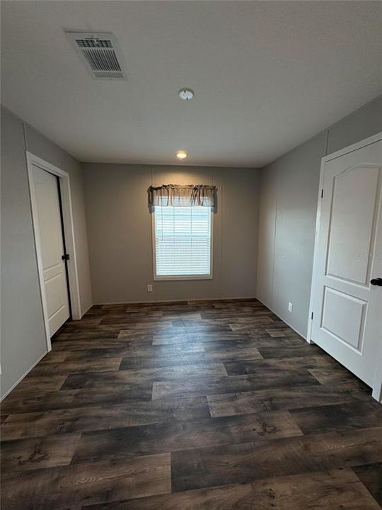 For Sale: $164,900 (2 beds, 2 baths, 765 Square Feet)