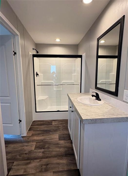 For Sale: $164,900 (2 beds, 2 baths, 765 Square Feet)
