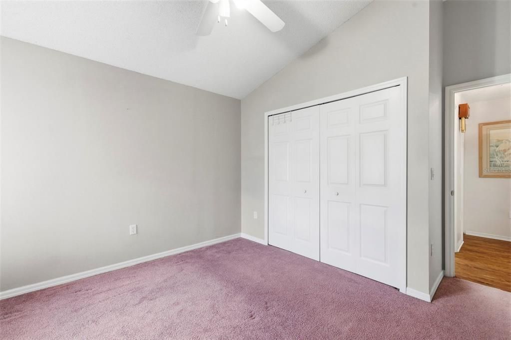 Activo con contrato: $295,000 (3 camas, 2 baños, 1755 Pies cuadrados)