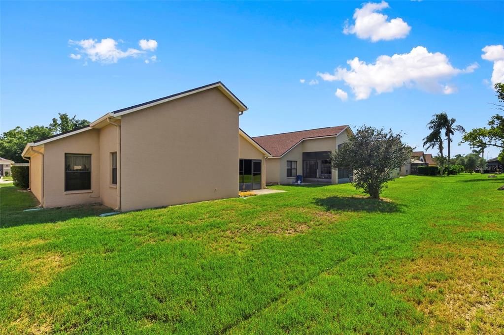 Activo con contrato: $295,000 (3 camas, 2 baños, 1755 Pies cuadrados)