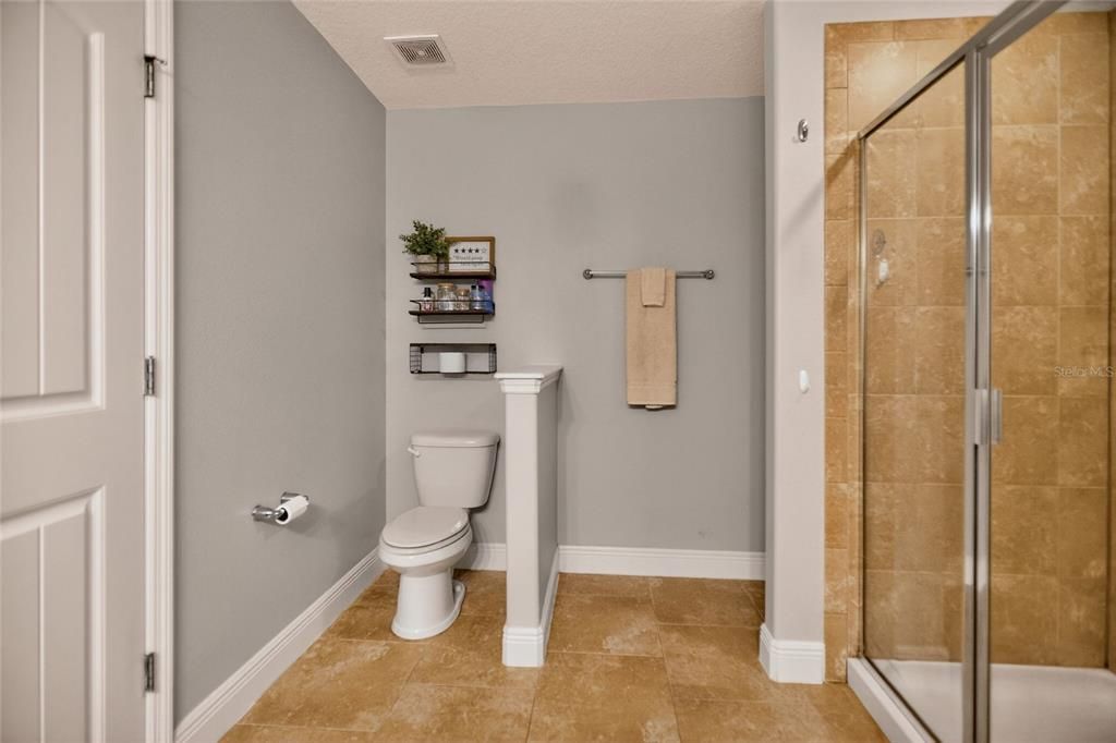 En Venta: $415,000 (4 camas, 2 baños, 2295 Pies cuadrados)
