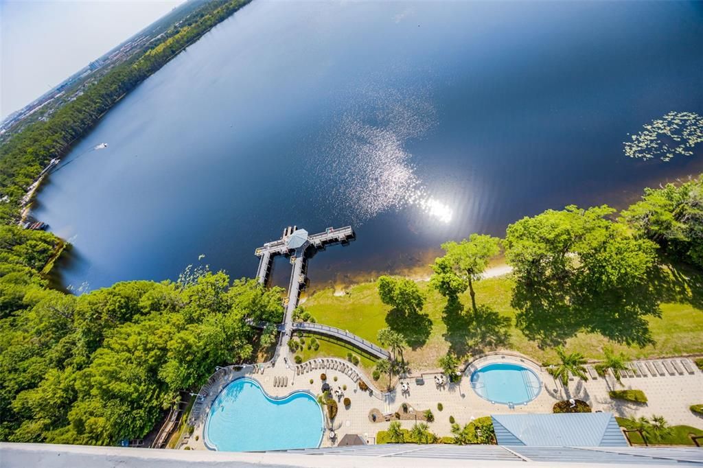 Под контрактом: $369,000 (2 спален, 2 ванн, 1165 Квадратных фут)