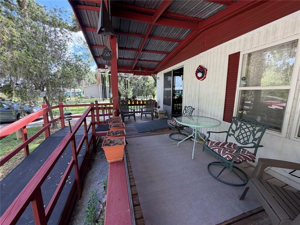 For Sale: $135,000 (2 beds, 1 baths, 1056 Square Feet)