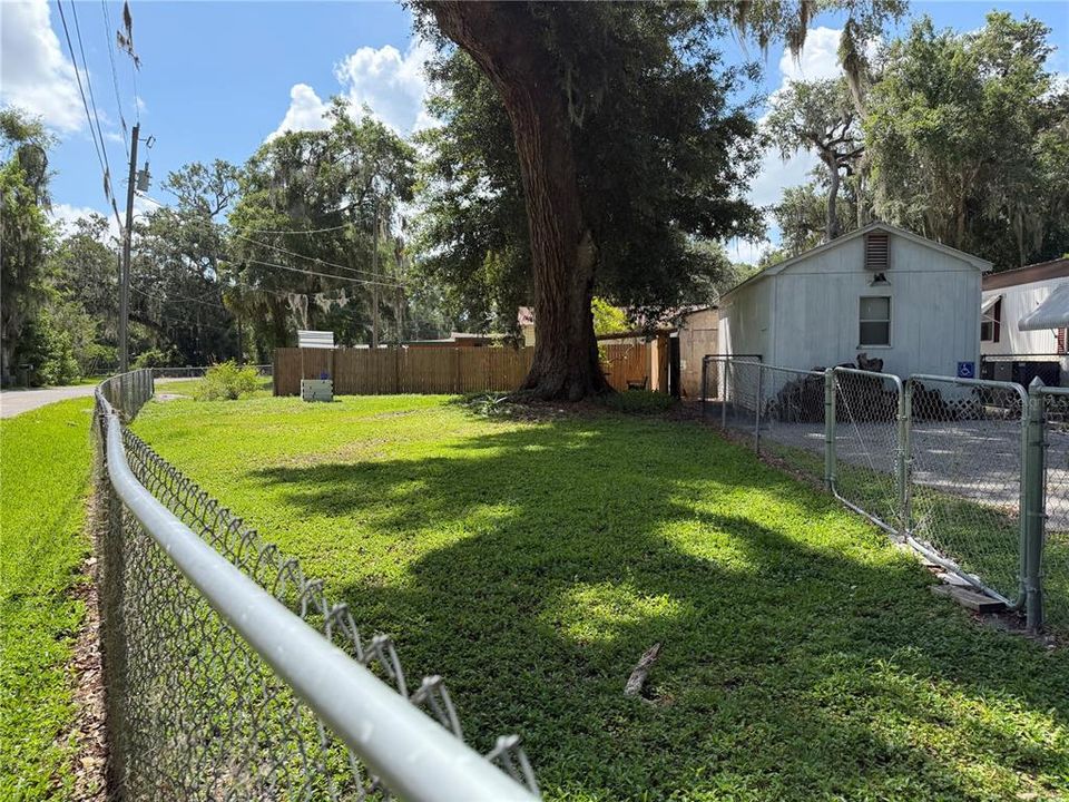 For Sale: $135,000 (2 beds, 1 baths, 1056 Square Feet)