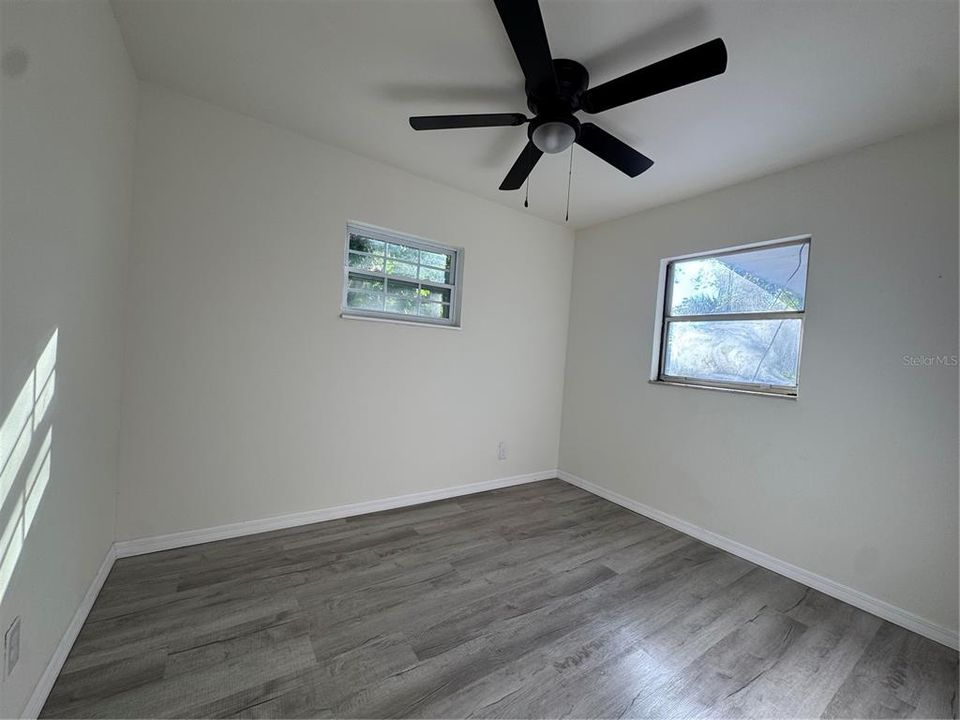 В аренду: $1,950 (3 спален, 1 ванн, 1160 Квадратных фут)