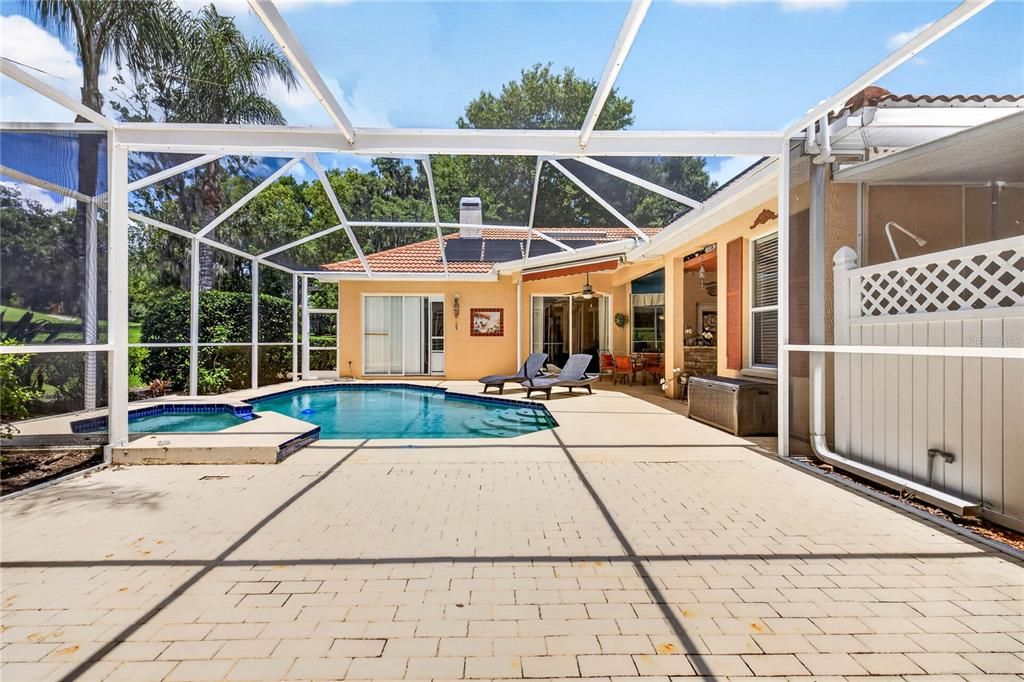 En Venta: $749,900 (4 camas, 3 baños, 2656 Pies cuadrados)