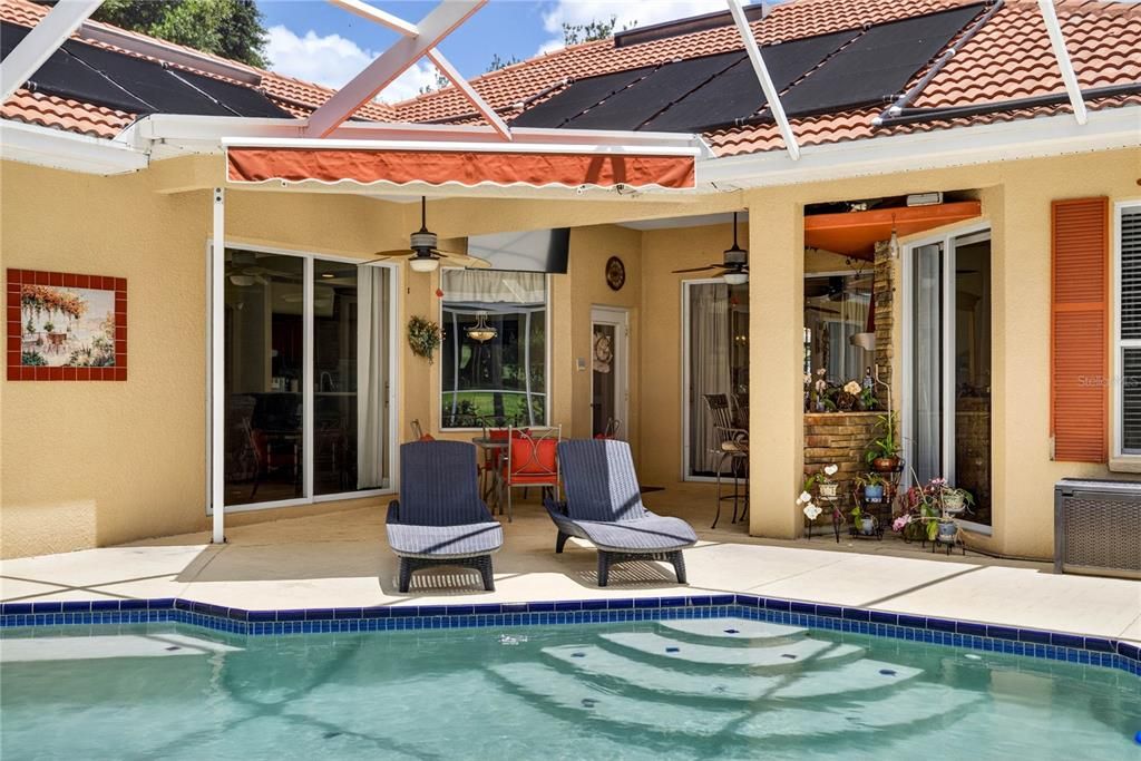 En Venta: $749,900 (4 camas, 3 baños, 2656 Pies cuadrados)