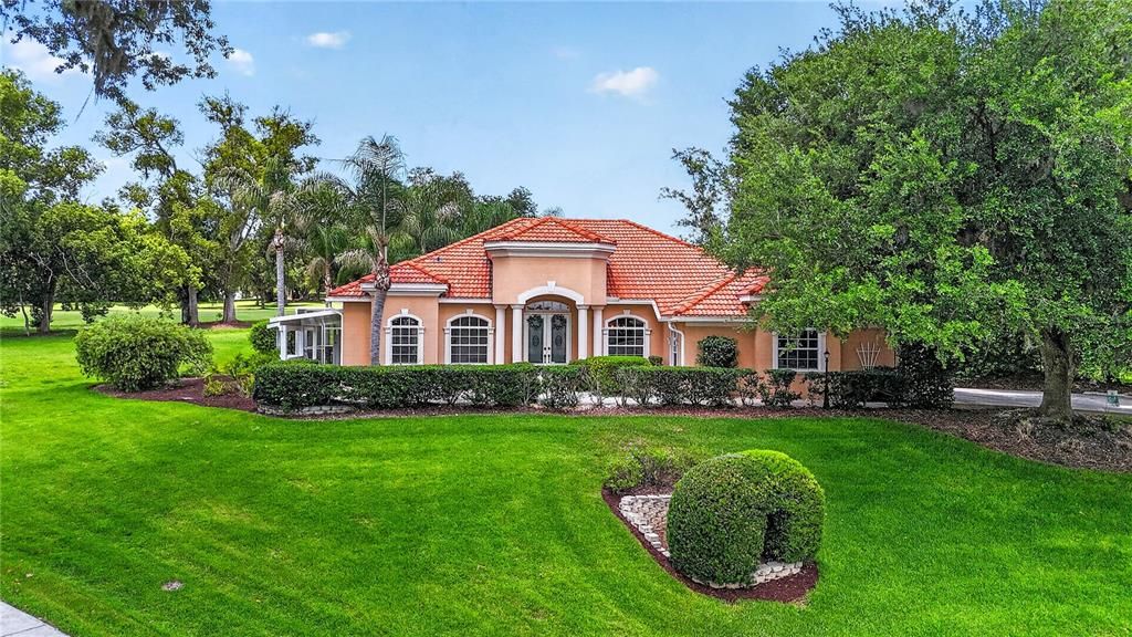 En Venta: $749,900 (4 camas, 3 baños, 2656 Pies cuadrados)