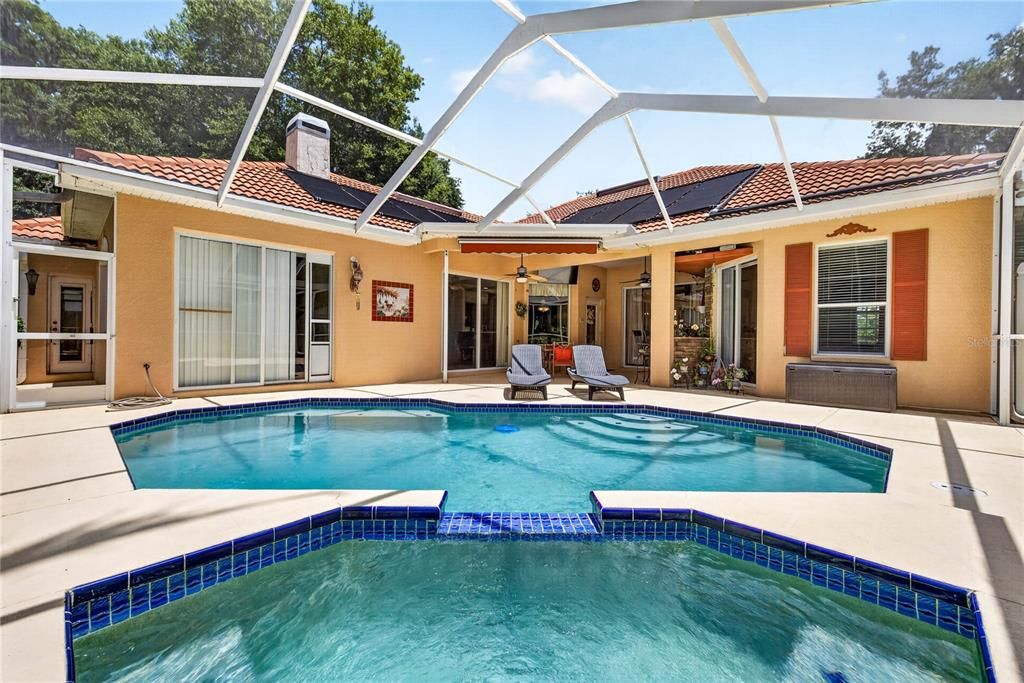 En Venta: $749,900 (4 camas, 3 baños, 2656 Pies cuadrados)