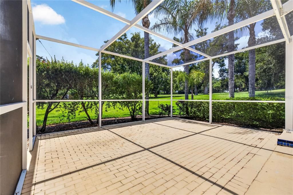 En Venta: $749,900 (4 camas, 3 baños, 2656 Pies cuadrados)