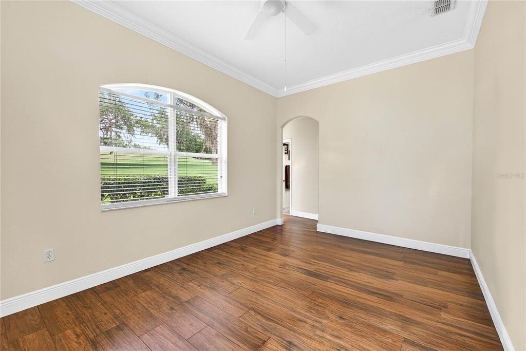 En Venta: $749,900 (4 camas, 3 baños, 2656 Pies cuadrados)