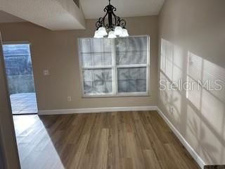 For Rent: $2,125 (3 beds, 2 baths, 1306 Square Feet)