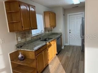 For Rent: $2,125 (3 beds, 2 baths, 1306 Square Feet)