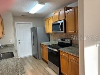 For Rent: $2,125 (3 beds, 2 baths, 1306 Square Feet)