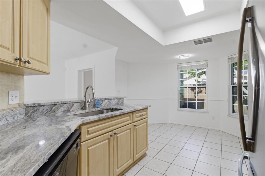 For Sale: $294,000 (3 beds, 2 baths, 1400 Square Feet)