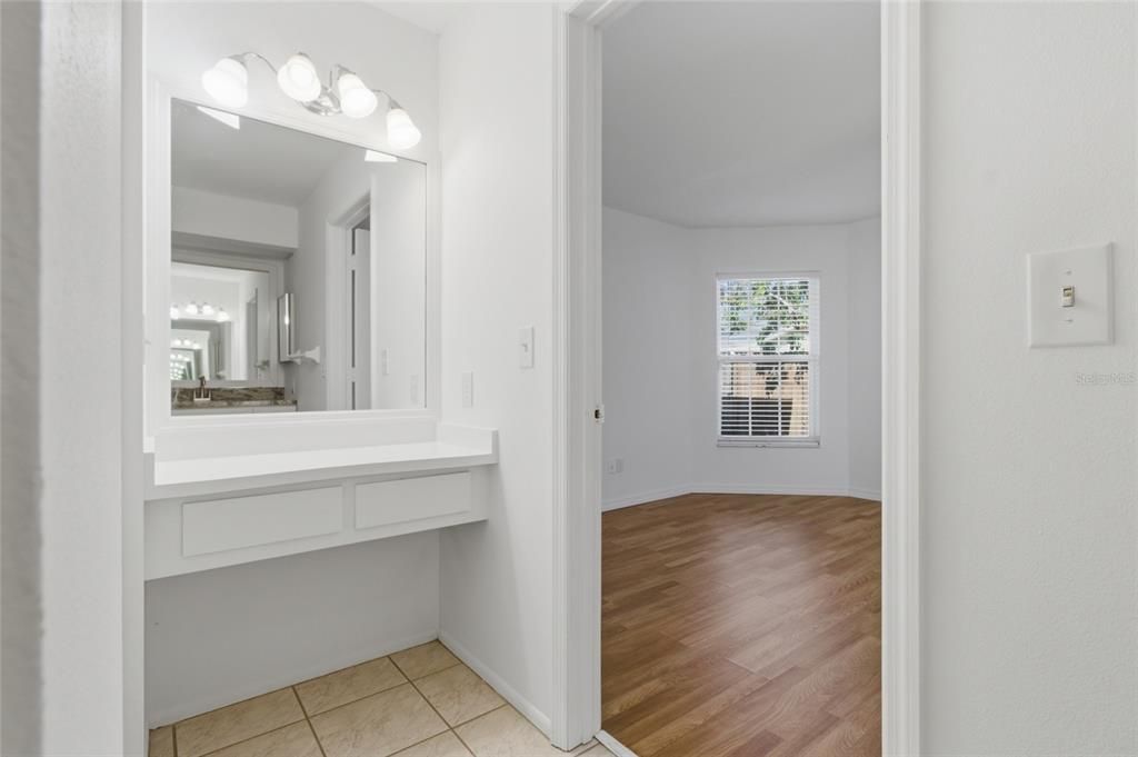 For Sale: $294,000 (3 beds, 2 baths, 1400 Square Feet)